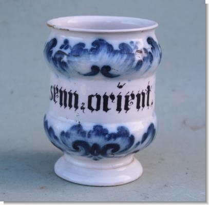 ITALIAN DRUG JAR,  c.1730